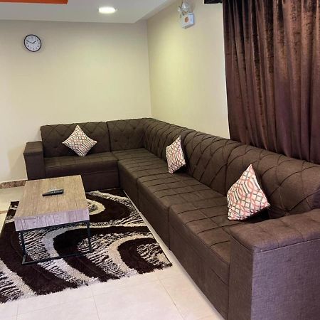 منتجع وشاليهات مورجان الشرق - للعائلات فقط - Dammam Bagian luar foto