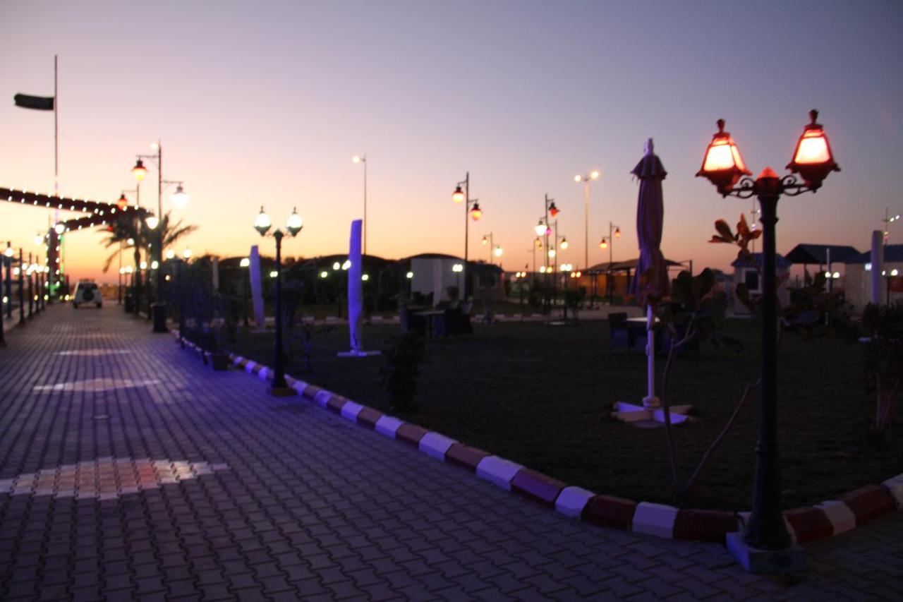 منتجع وشاليهات مورجان الشرق - للعائلات فقط - Dammam Bagian luar foto