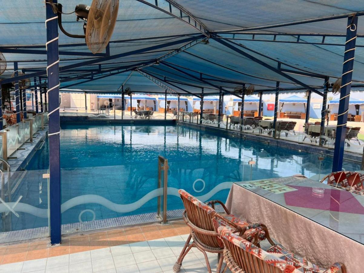 منتجع وشاليهات مورجان الشرق - للعائلات فقط - Dammam Bagian luar foto