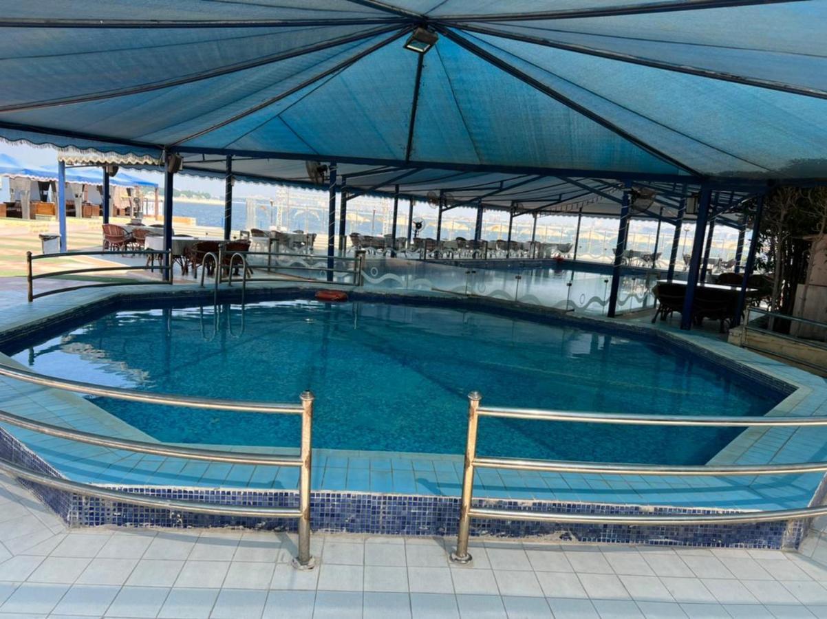 منتجع وشاليهات مورجان الشرق - للعائلات فقط - Dammam Bagian luar foto