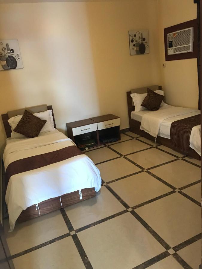 منتجع وشاليهات مورجان الشرق - للعائلات فقط - Dammam Bagian luar foto
